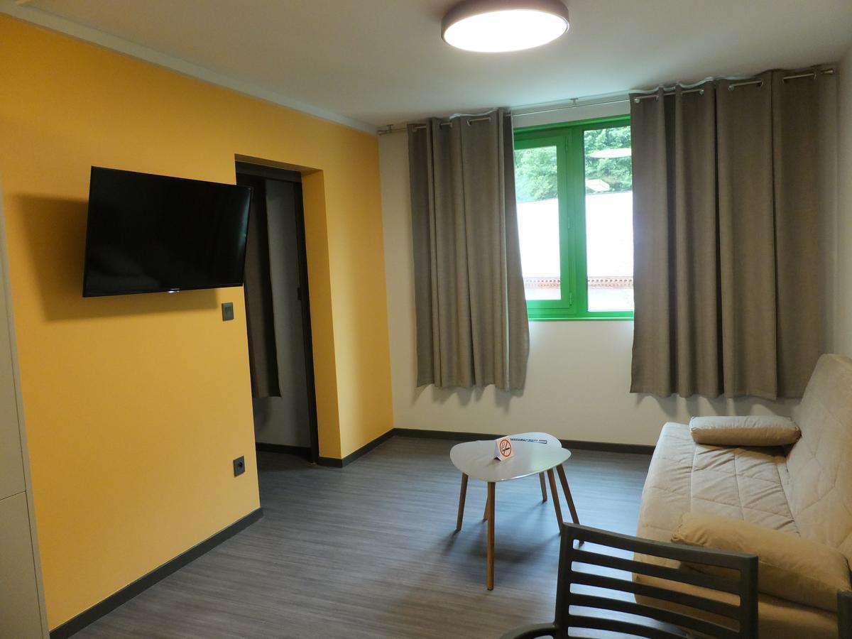 Residence Thermale Du Parc Ornolac-Ussat-les-Bains Екстер'єр фото