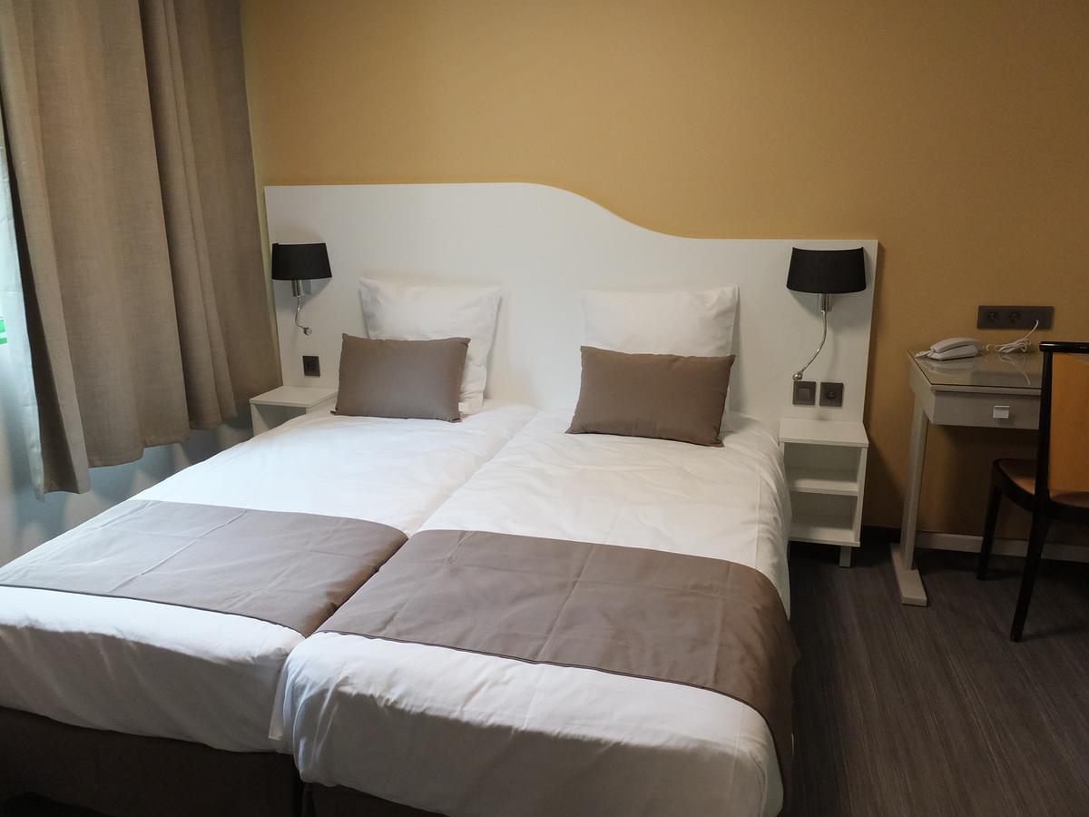 Residence Thermale Du Parc Ornolac-Ussat-les-Bains Екстер'єр фото