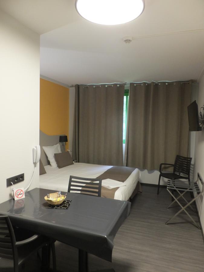 Residence Thermale Du Parc Ornolac-Ussat-les-Bains Екстер'єр фото