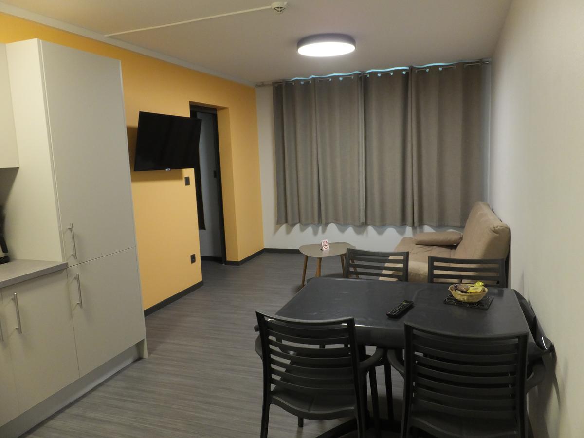 Residence Thermale Du Parc Ornolac-Ussat-les-Bains Екстер'єр фото